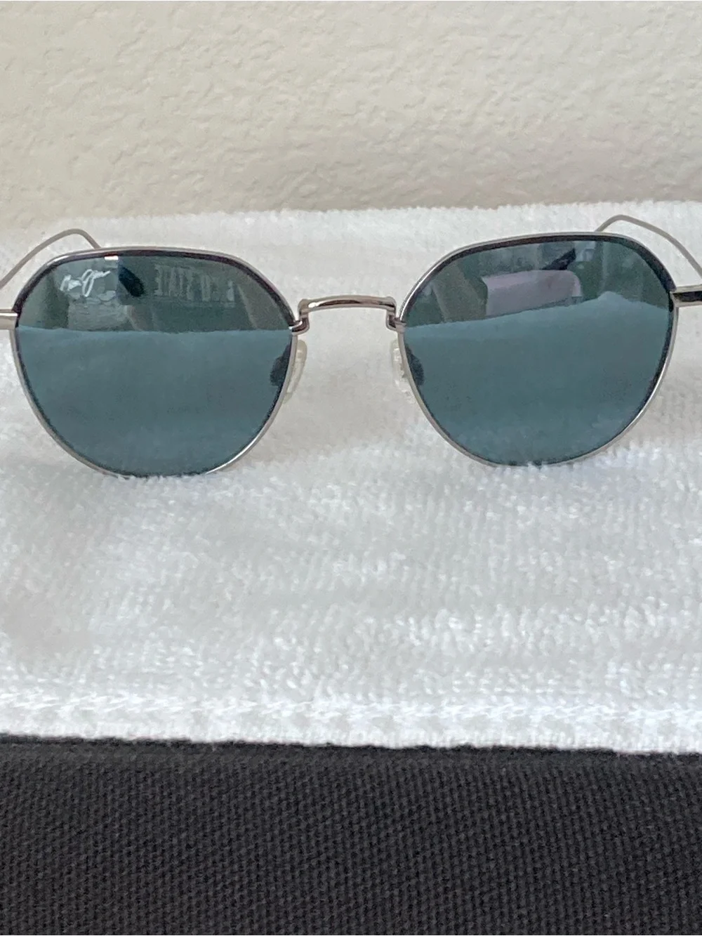 MAUI JIM ISLAND EYES POLARIZED SUNGLASSES MJ859 - TITANIUM